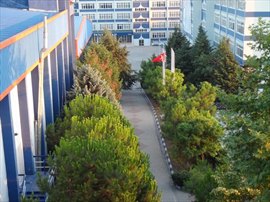 �n bah�e ve kamp�s alan�m�z