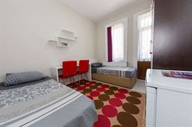 22. �UBE - �deal K�z ��renci Yurdu