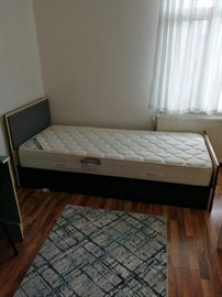 �zel Bulvar Erkek ��renci Yurdu - Tek Ki�ilik Oda