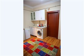 Can Erkek ��renci Apart