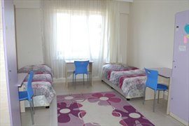 �zel T�lay K�z ��renci Yurdu