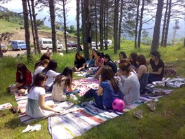 �zel I��kdemir K�z Yurdu