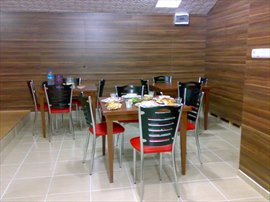 �zel I��kdemir K�z Yurdu