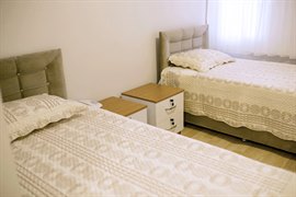 Betav F�rat Kara K�z  Yurtlar� ( F�nd�kzade )
