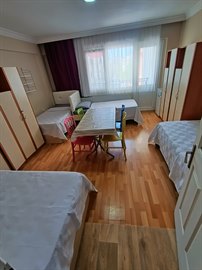 �zel Bornova Erkek ��renci Yurdu