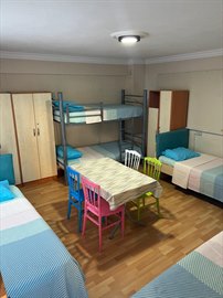 �zel Bornova Erkek ��renci Yurdu