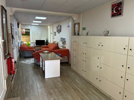 �zel Bornova Erkek ��renci Yurdu