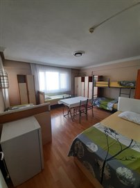 �zel Bornova Erkek ��renci Yurdu