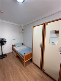 �zel Bornova Erkek ��renci Yurdu - Tek Ki�ilik Oda