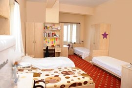 �zel Mevhibe �n�n� K�z ��renci Yurdu