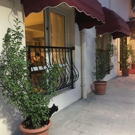 Manisa Ilg�n Bayan Apart Yurt