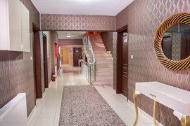 Cevahir K�z ��renci Yurdu - �� Mekan