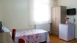�zel �stanyurt Avc�lar K�z ��renci Yurdu