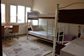 M.E.B. ili nci Kz renci Yurdu
