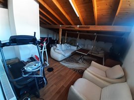 Bornova Villa K�z Yurdu