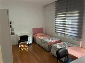 Bornova Villa K�z Yurdu