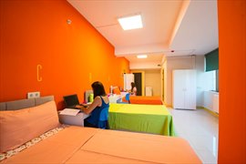 zel Evim Yurdum Kz renci Yurdu