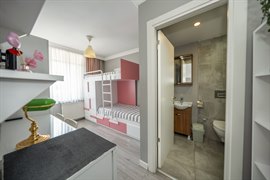 Academic House Kadky nci Kz renci Yurdu