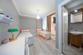 Academic House Kadky nci Kz renci Yurdu