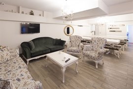 A&C �zel K�z Yurdu - Dinlenme ve TV Odas�