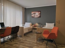 �zel Sandal K�z ��renci Yurdu