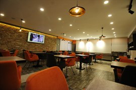 �zel Sandal K�z ��renci Yurdu