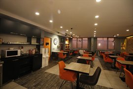 �zel Sandal K�z ��renci Yurdu