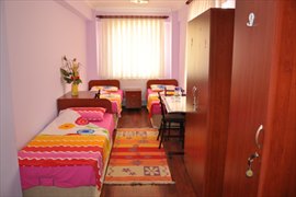 Ak�a K�z ��renci Yurdu