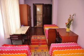 Ak�a K�z ��renci Yurdu