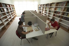 Aye Nevin Kaya Erkek renci Yurdu