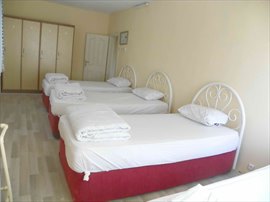 Osman M�nevver Nevin Kaya Erkek ��renci Yurdu