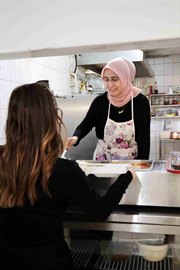 Nar �i�e�i K�z Yurdu - Yemekhane