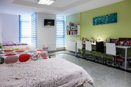 Campucity Kad�k�y K�z ��renci Yurdu