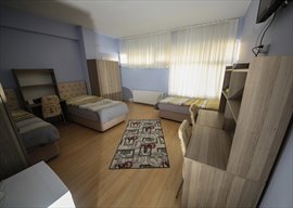 Turkuaz renci Yurtlar Maltepe Erkek ubesi