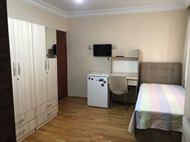 Konak Erkek ��renci Yurdu - 3 Ki�ilik Oda