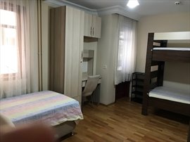 Konak Erkek ��renci Yurdu - 3 Ki�ilik Oda