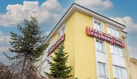 Alkn Kz renci Yurdu - Emek