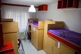 Alkn Kz renci Yurdu - Emek