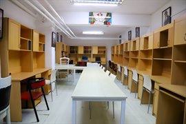 Alkn Kz renci Yurdu - Emek