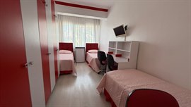 Alkn Kz renci Yurdu - Emek - 3 Kiilik Oda