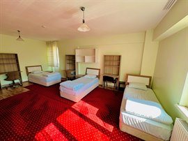 Alt�noluk Erkek ��renci Yurdu