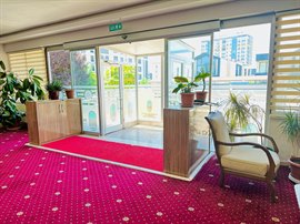 Alt�noluk Erkek ��renci Yurdu