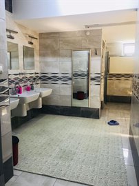 �zel G�m��su K�z ��renci Yurdu