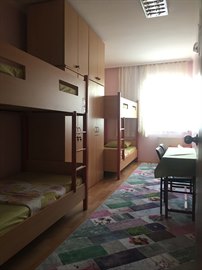 �zel G�m��su K�z ��renci Yurdu