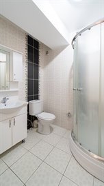 Turkuaz Mecidiyek�y K�z ��renci Yurdu