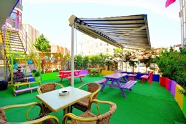 Bostanc� Gazi 6 K�z ��renci Yurdu