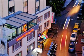 Campucity Mecidiyek�y K�z ��renci Yurdu