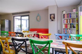 Campucity Mecidiyek�y K�z ��renci Yurdu