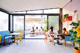 Campucity Mecidiyek�y K�z ��renci Yurdu