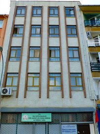 Kad�k�y Ata K�z ��renci Yurdu 
